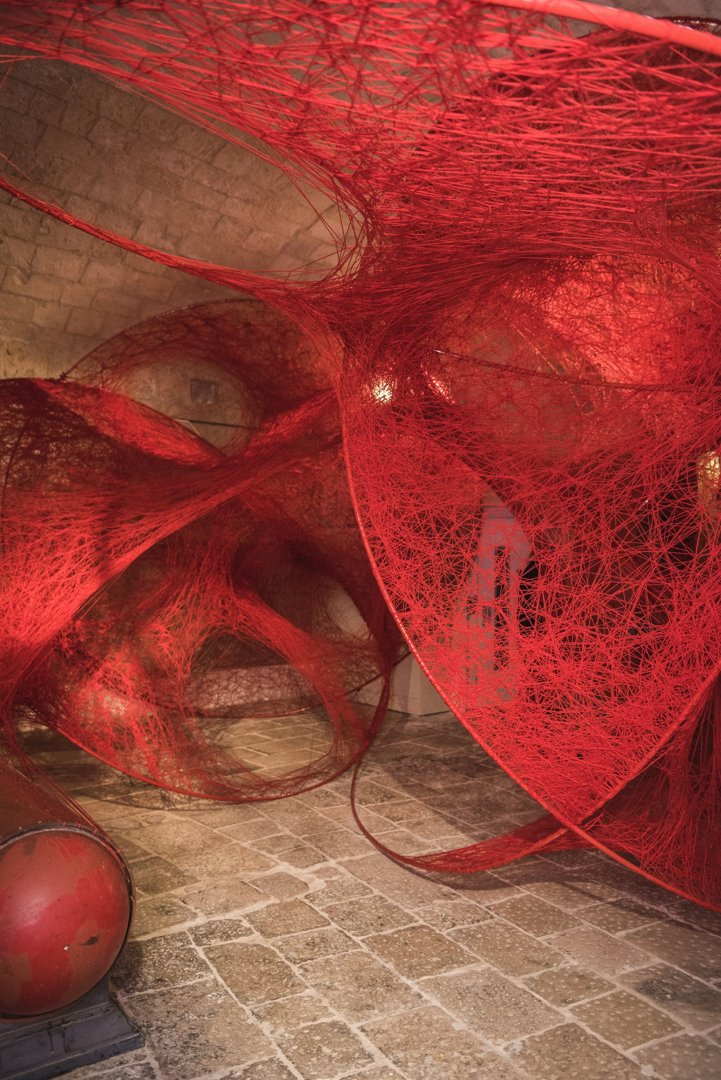 CHIHARU SHIOTA–塩田千春